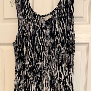 Elegant Black and White Maxi Dress